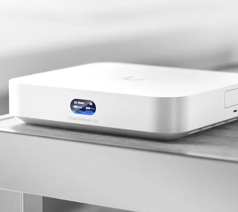 Ubiquiti UCG-MAX-EU | Kontroler | Gateway, 512 GB NVMe SSD, 4x 2.5G LAN, 1x 2.5G WAN