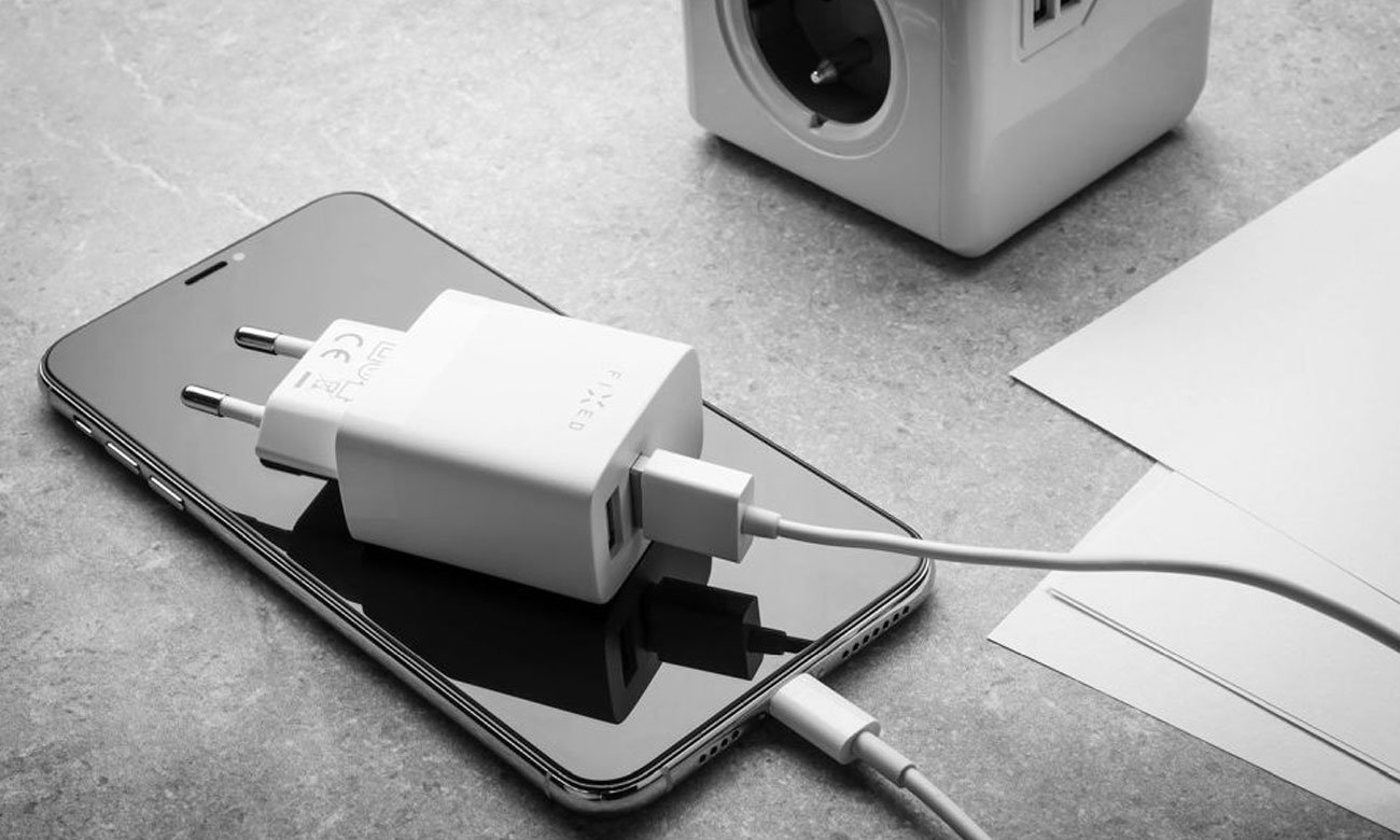 FIXED Ładowarka sieciowa 17W 2xUSB-A biały