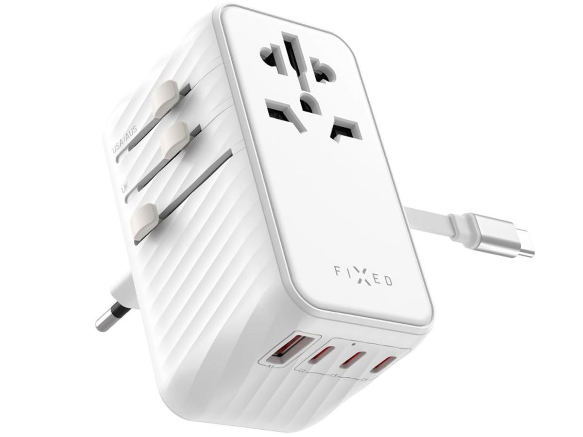FIXED Voyager World Adapter 120 W