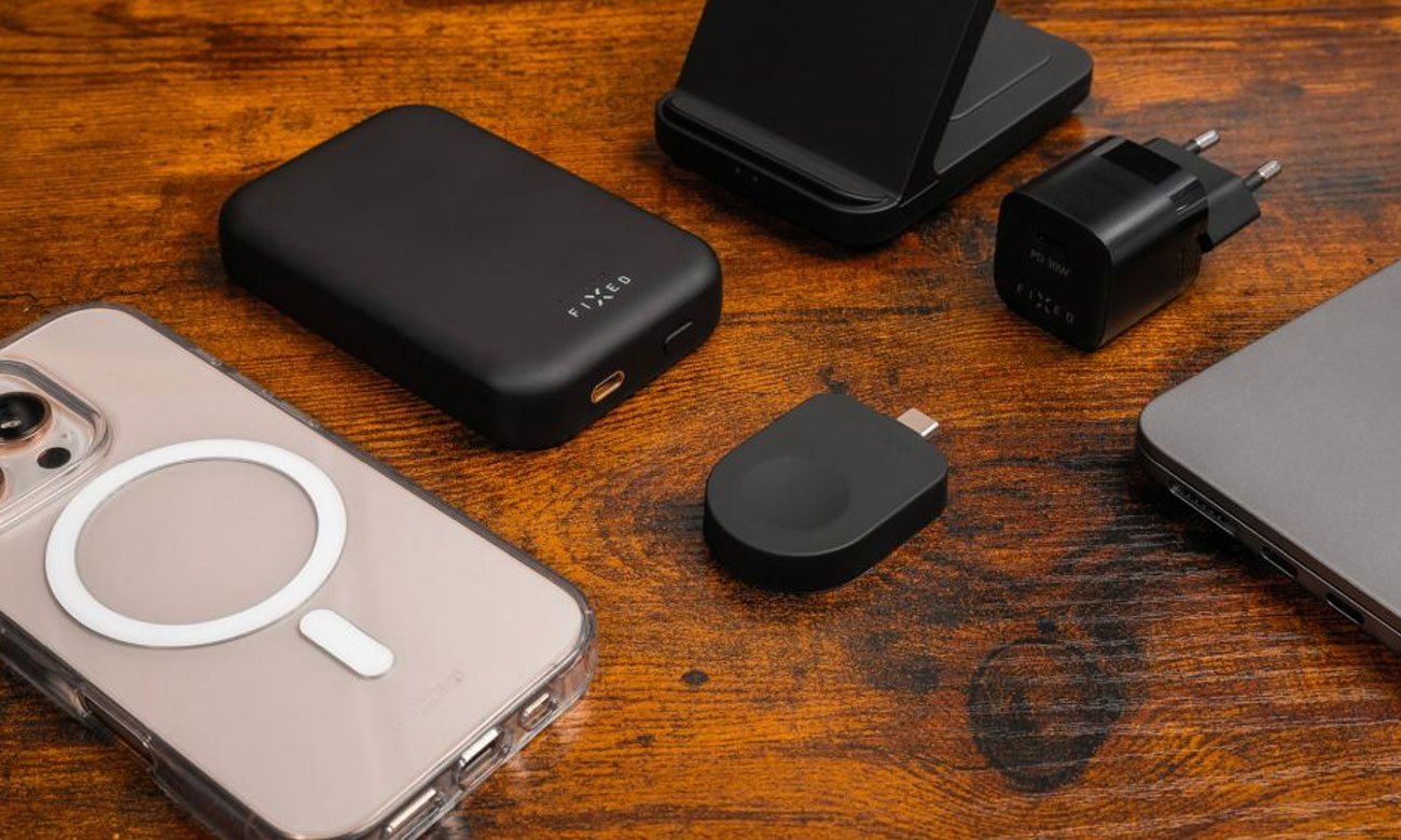 FIXED USB-C Adapter do Apple Watch do FIXED Powerstation Uni