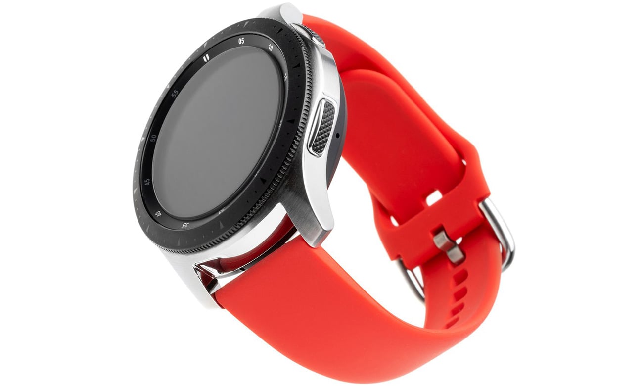 Pasek FIXED Silicone Strap do smartwatch (20 mm) Red w użyciu
