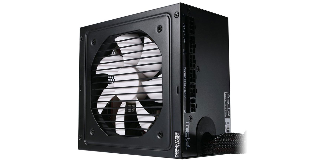 Fractal Design Edison M - modularność złącza