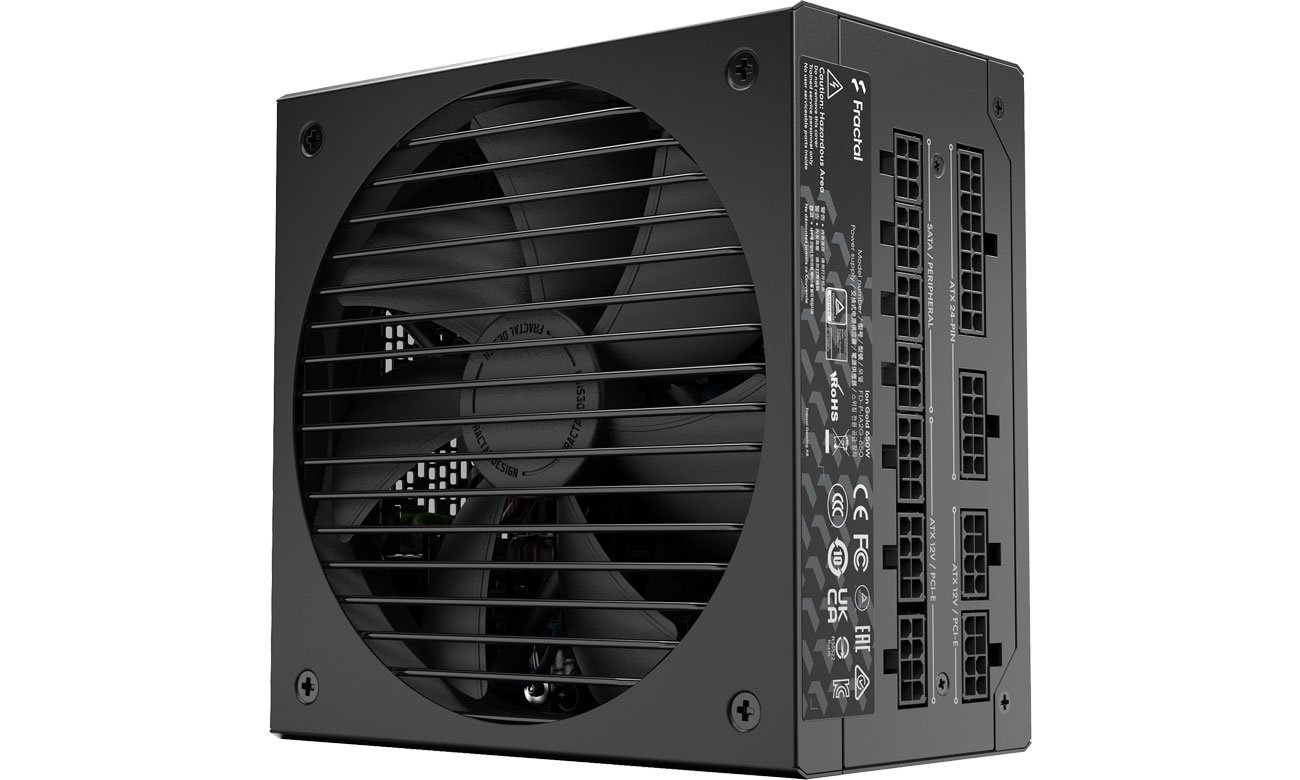 Fractal Design Ion 650W - Modularne okablowanie