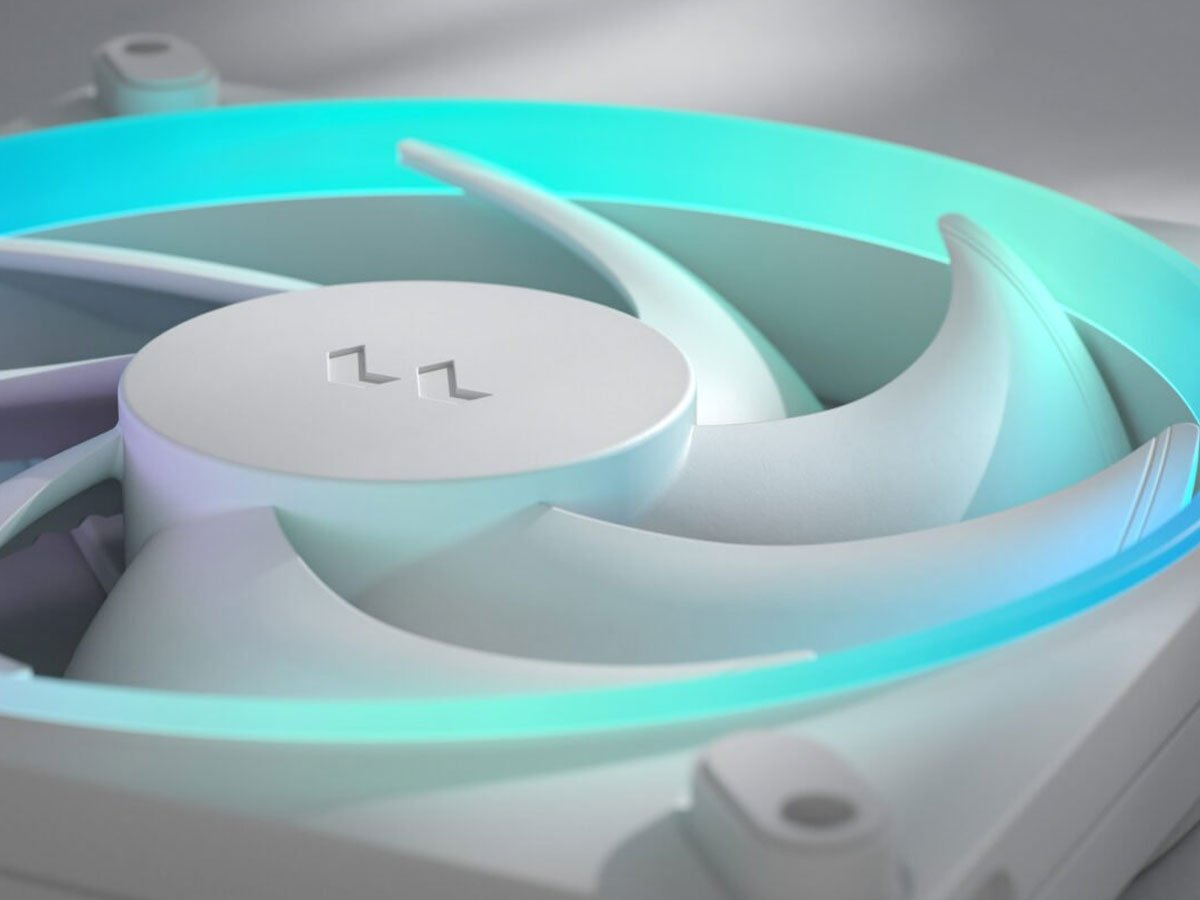 Fractal Design Momentum RGB łopatki