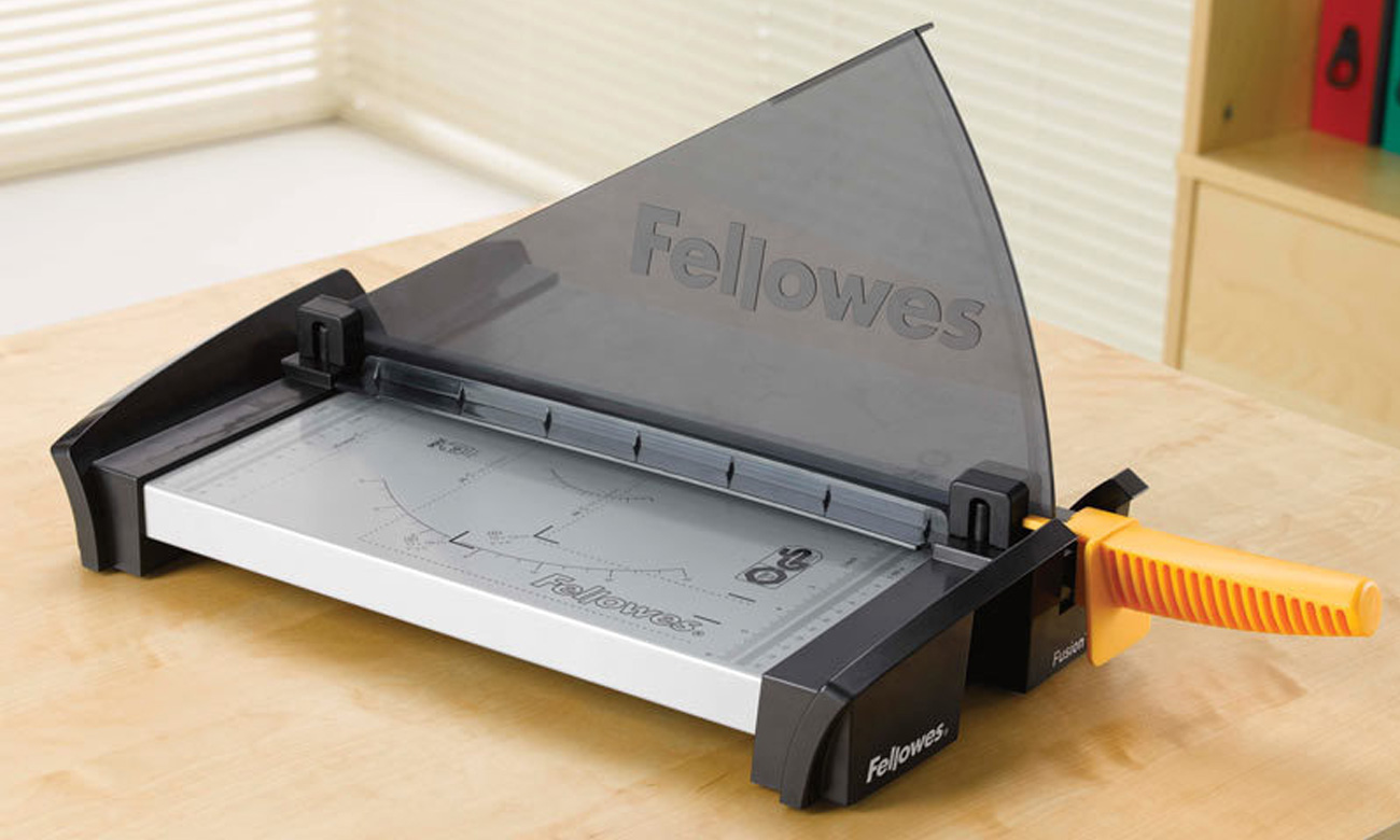 Gilotyna do cięcia papieru Fellowes Fusion A4