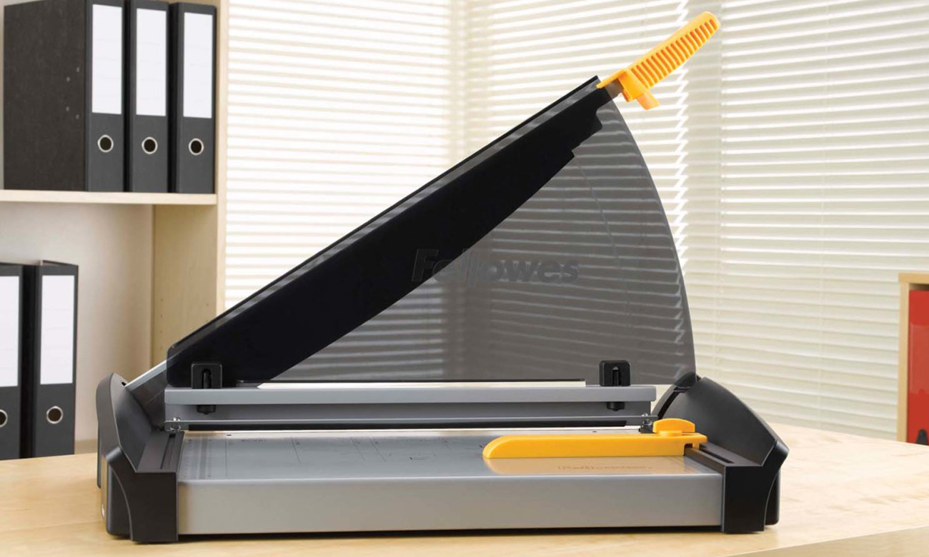 Gilotyna do cięcia papieru Fellowes Fusion A3