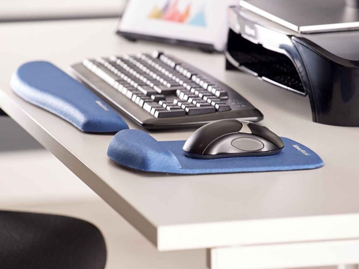 Fellowes PlushTouch