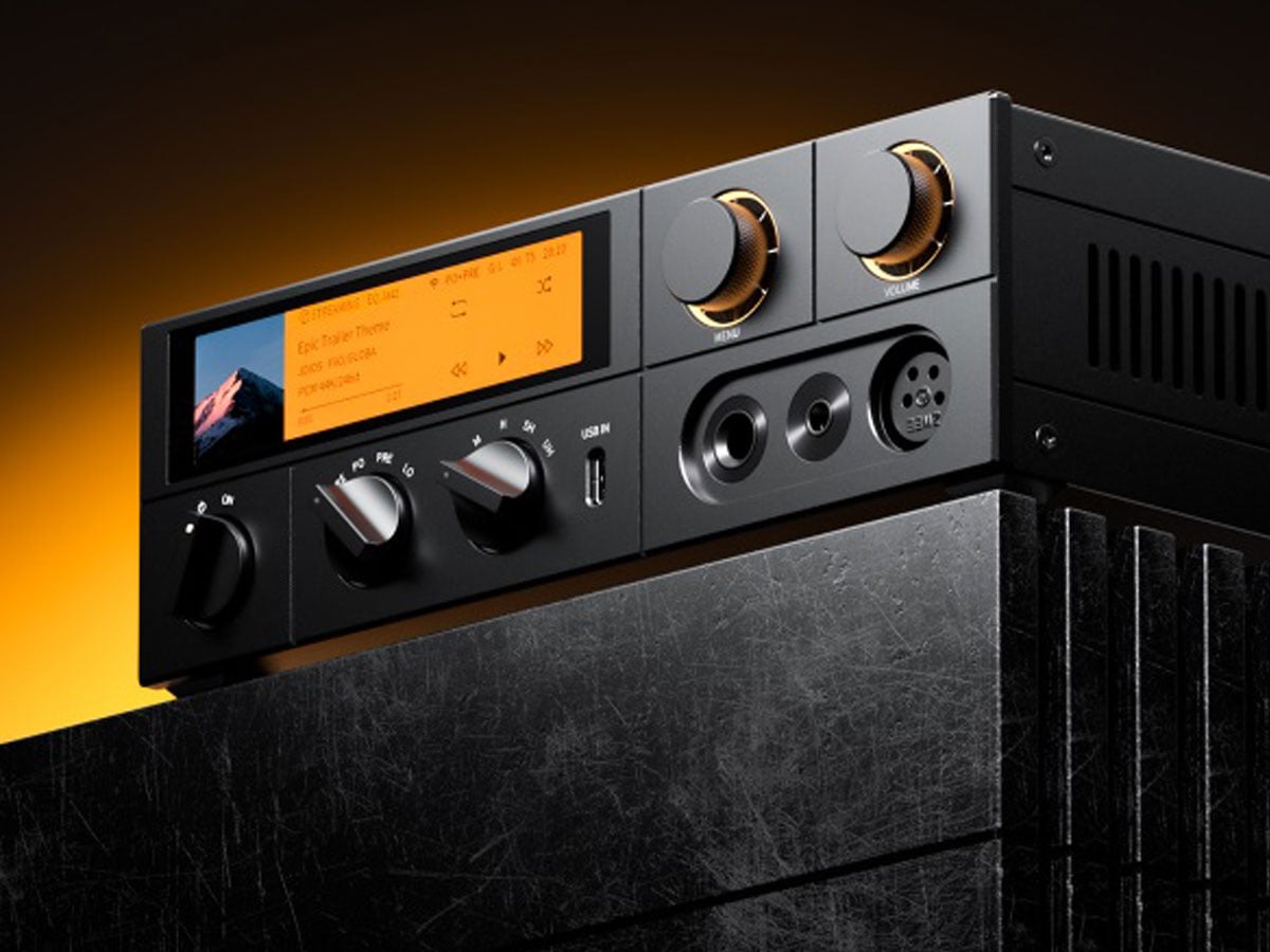 Wzmacniacz słuchawkowy DAC FiiO K17 - Grafika lifestyle