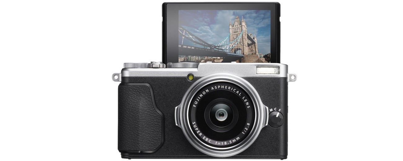 Aparat kompaktowy Fujifilm FinePix X70 odwrócony ekran