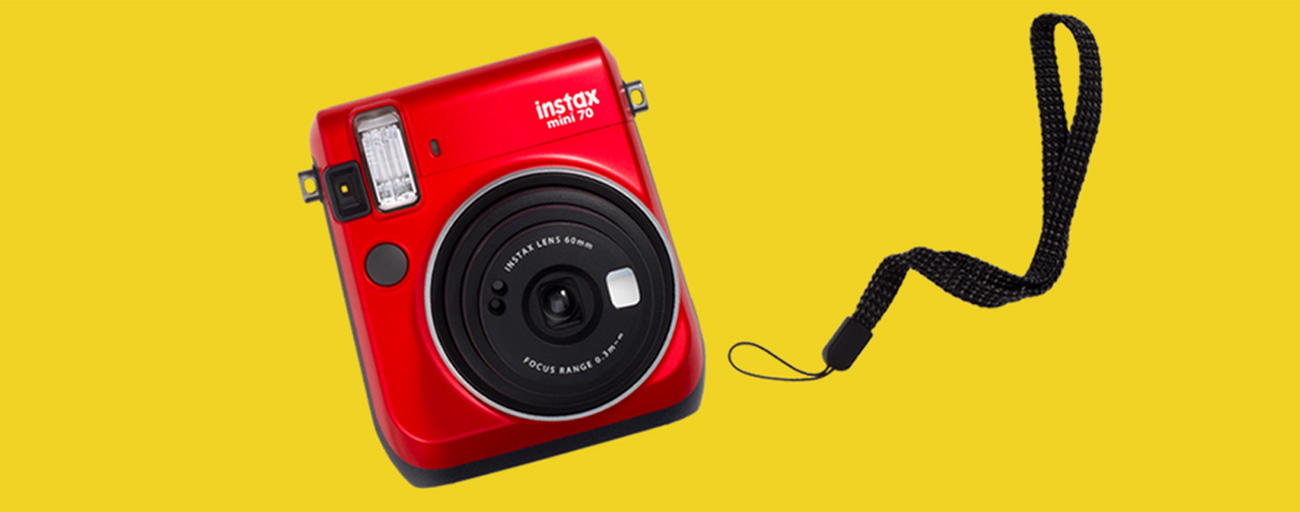 Fujifilm Instax Mini 70 czerwony - rewelacyjny aparat natychmiastowy