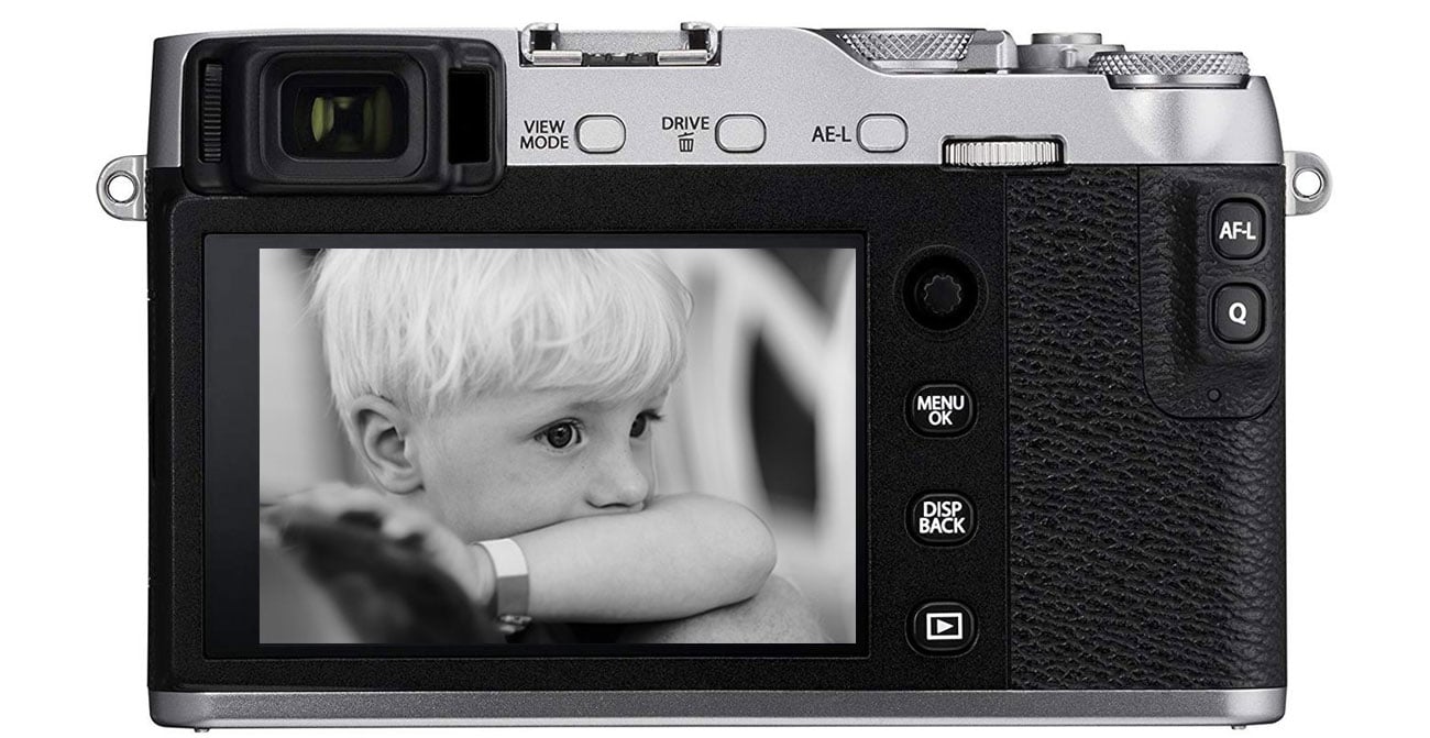 FUJIFILM X-E3