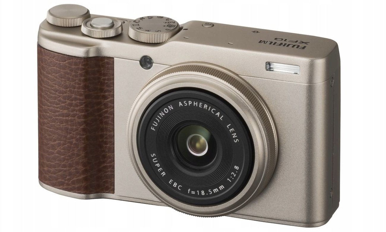 Fujifilm XF10 Widok ukośny