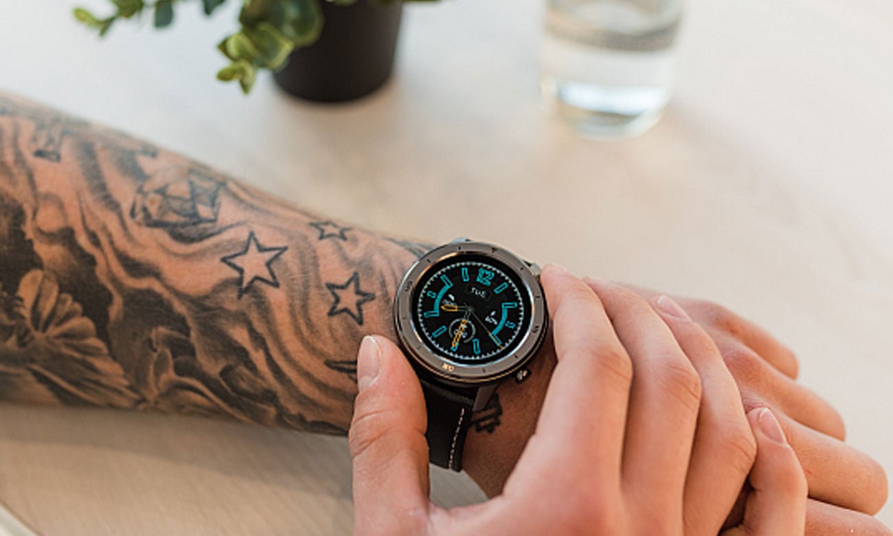 Powiadomienia o połączeniach i wiadomościach