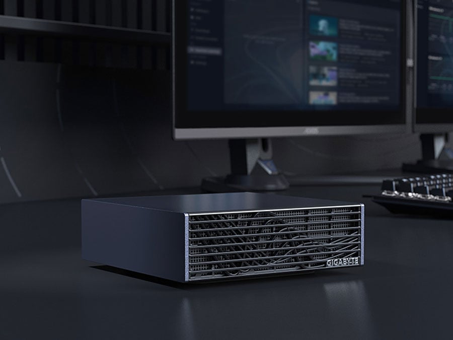 GIGABYTE AI TOP ATOM front obudowy