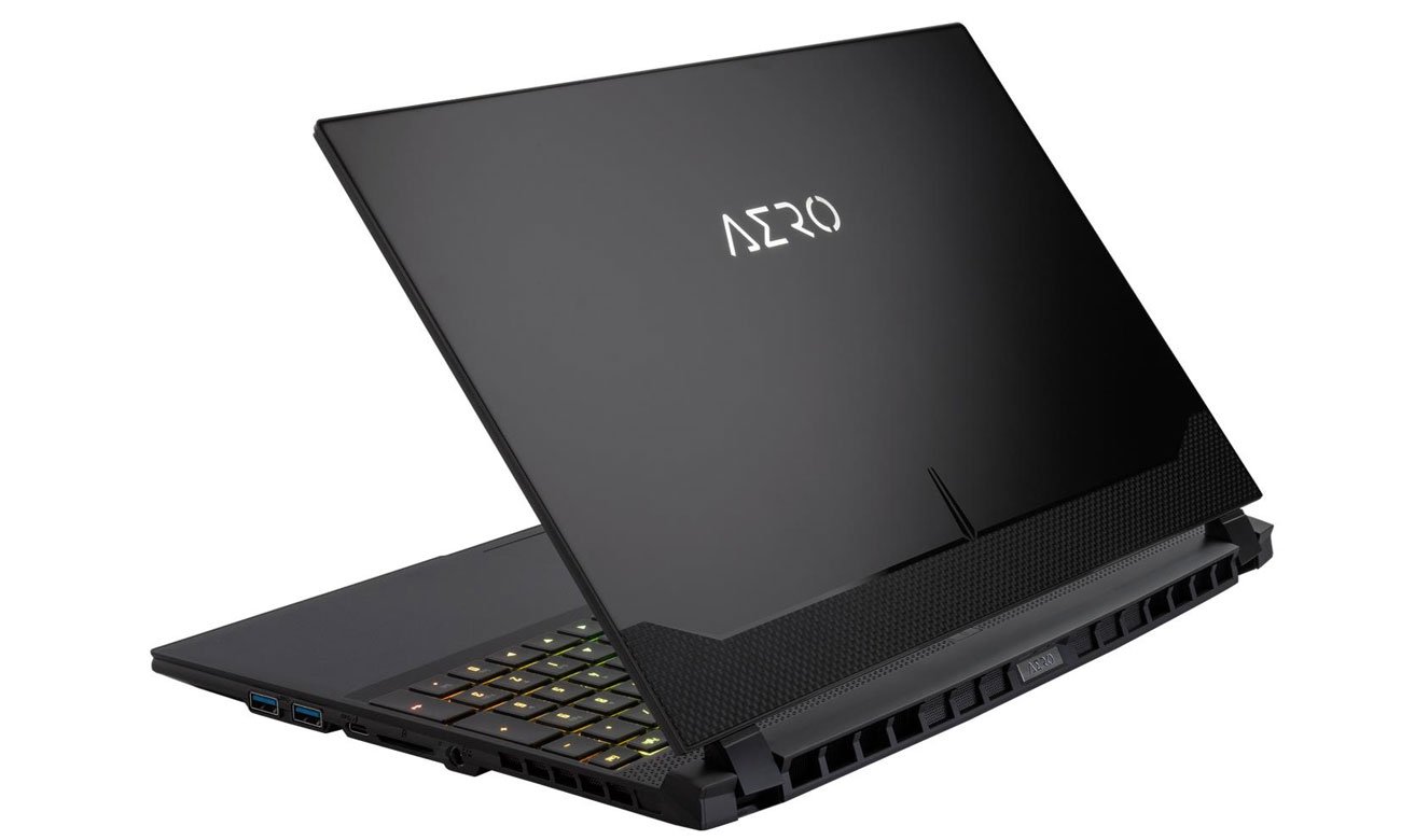 Gigabyte AERO 15 OLED klawiatura