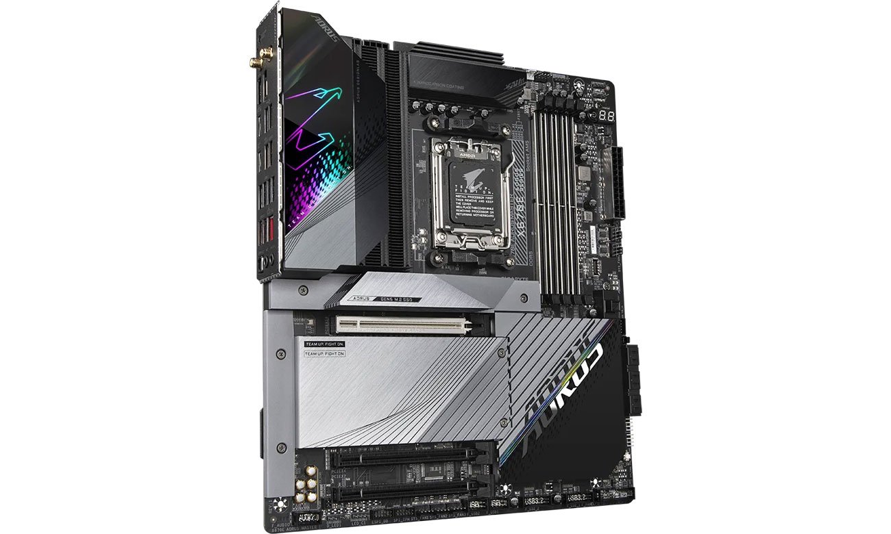 Gigabyte X670E AORUS MASTER Mobo