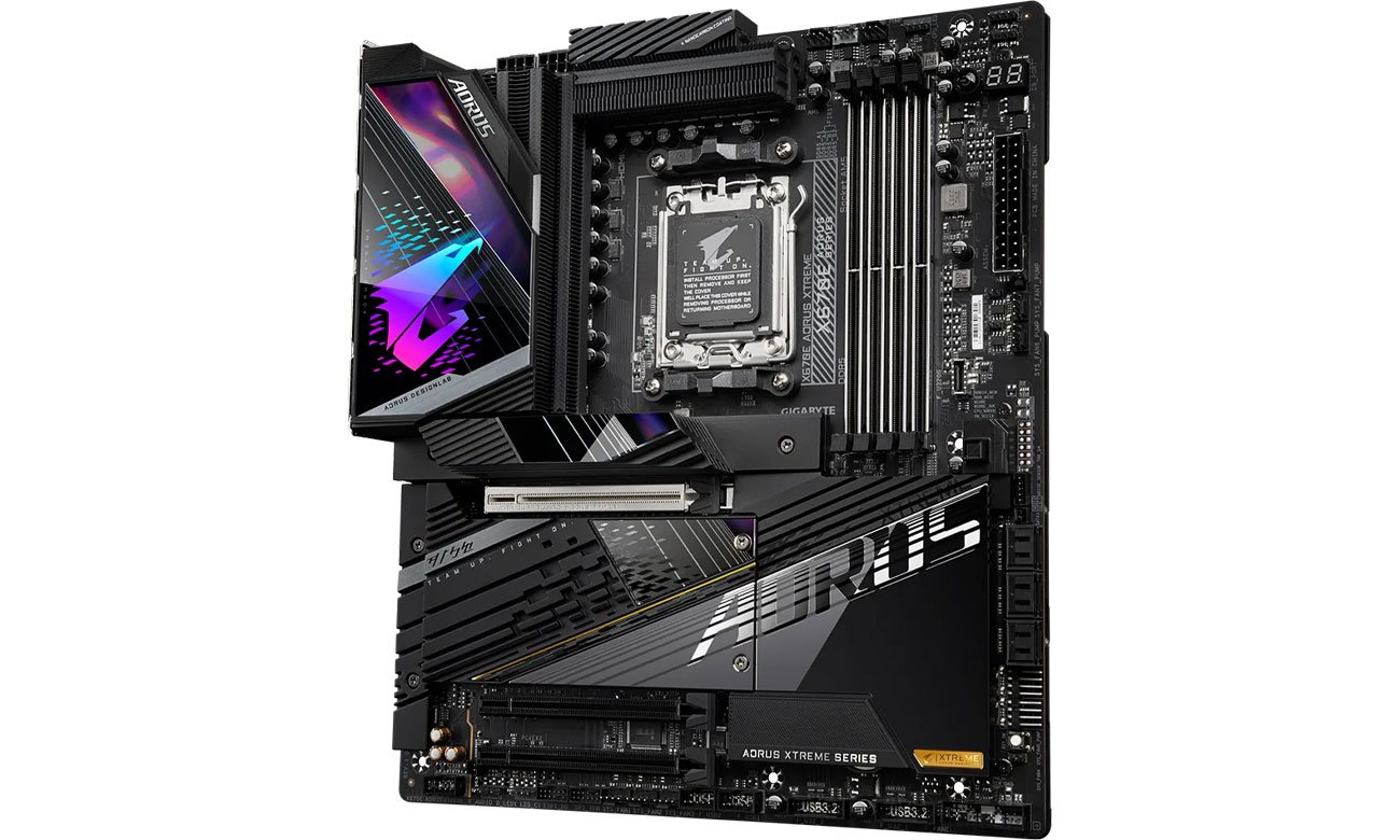 Gigabyte X670E AORUS XTREME Złącza