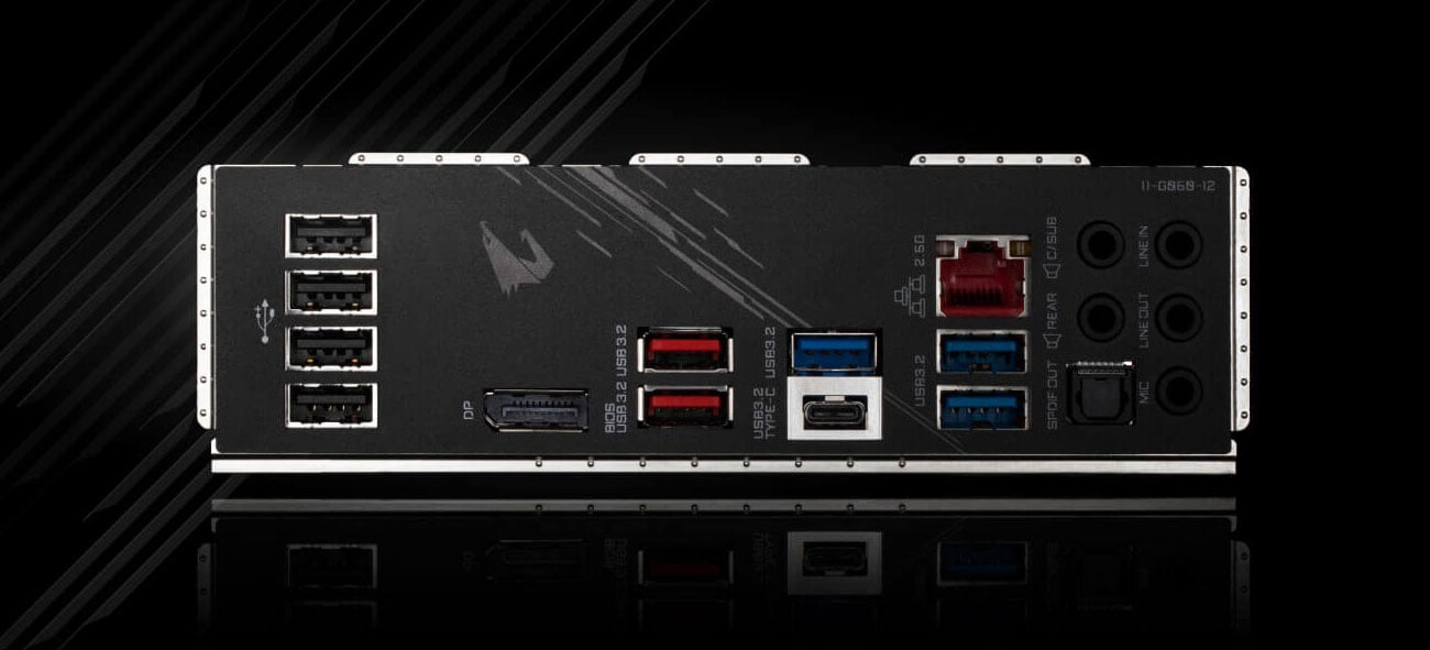 Gigabyte Z590 AORUS ELITE - Złącza