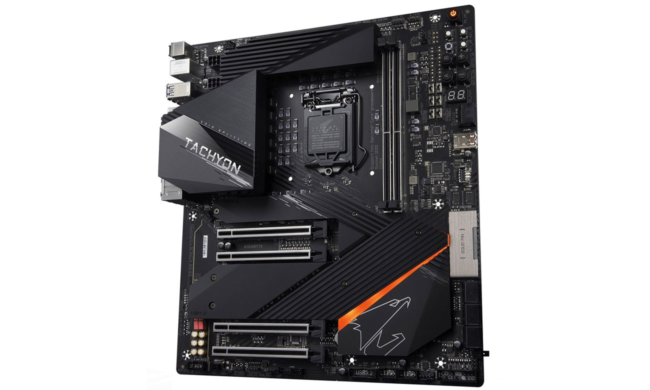 Gigabyte Z590 AORUS TACHYON