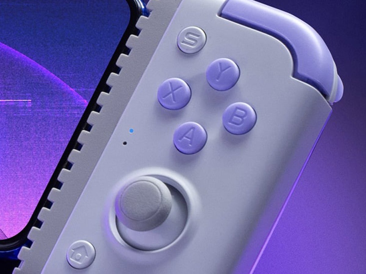Pad GameSir X2s USB-C z uchwytem na telefon - Grafika lifestyle