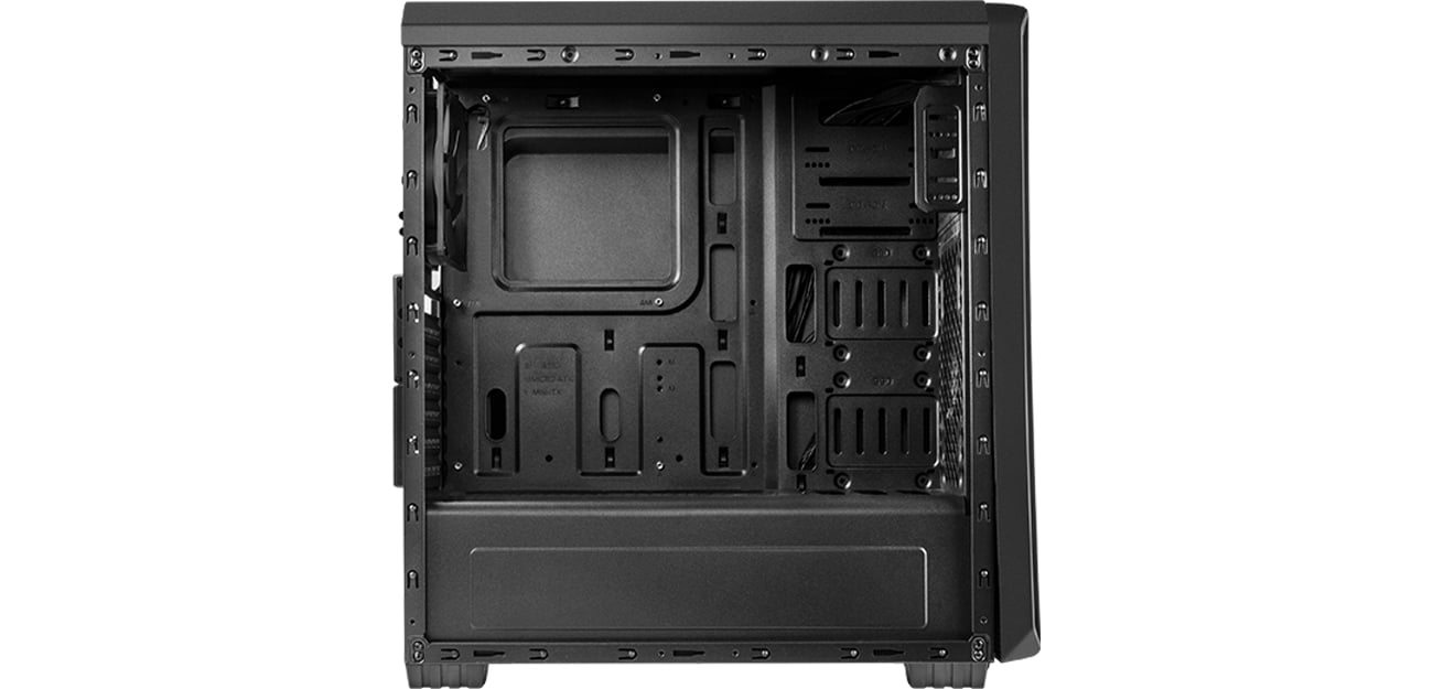 Genesis Titan 660 Wnętrze
