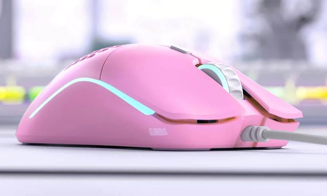 Mysz dla graczy Glorious PC Gaming Race Model O- Pink - Widok od przodu pod kątem