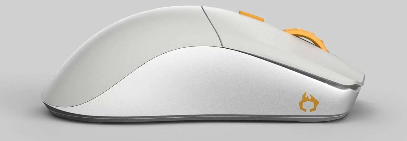 Maus Glorious PC Gaming Race Series One Pro Wireless Genos - Ansicht von der rechten Seite