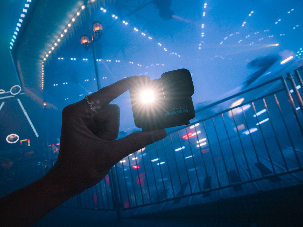 Kamera sportowa GoPro LIT HERO - Grafika lifestyle