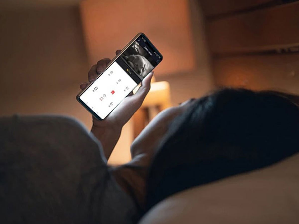 Obrotowa kamera wewnętrzna Wi-Fi Gosund IPC2 3MP - Grafika lifestyle