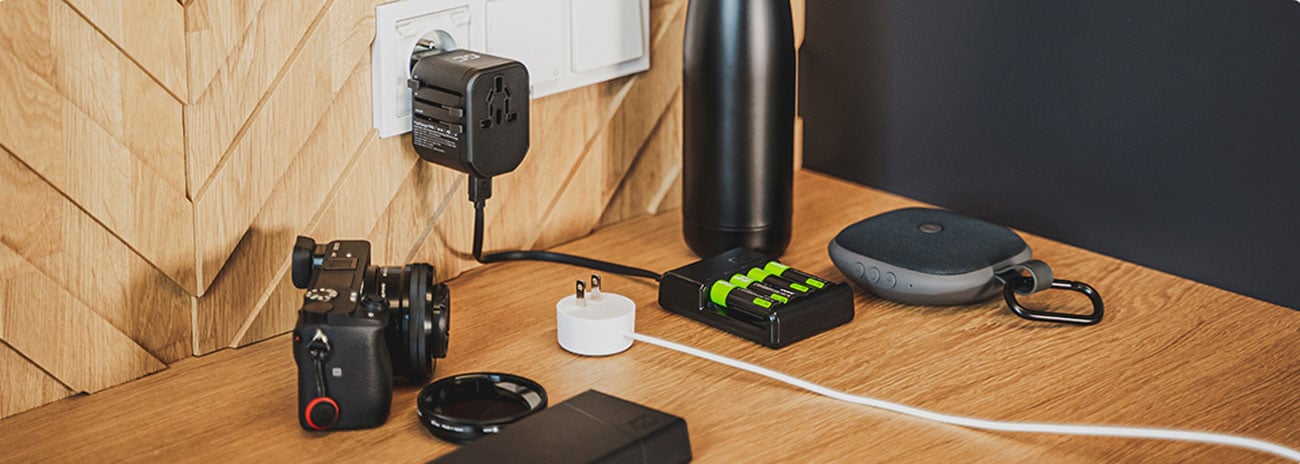 Green Cell Adapter podróżny TripCharge Pro (USB USB-C, 18W) AK85
