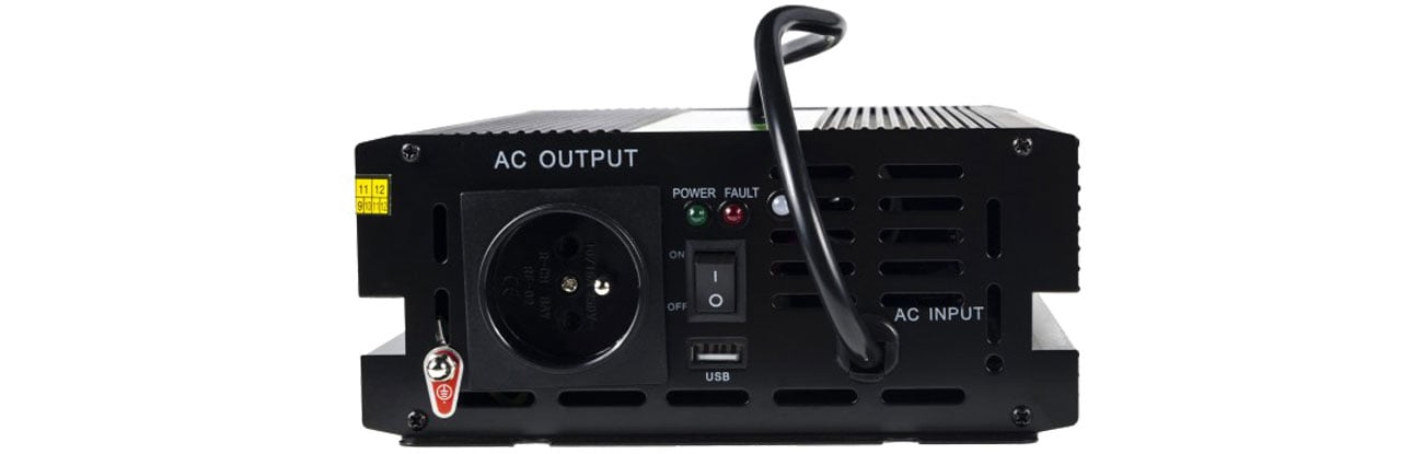 Green Cell Przetwornica napięcia 12V na 230V 300W/600W INV07