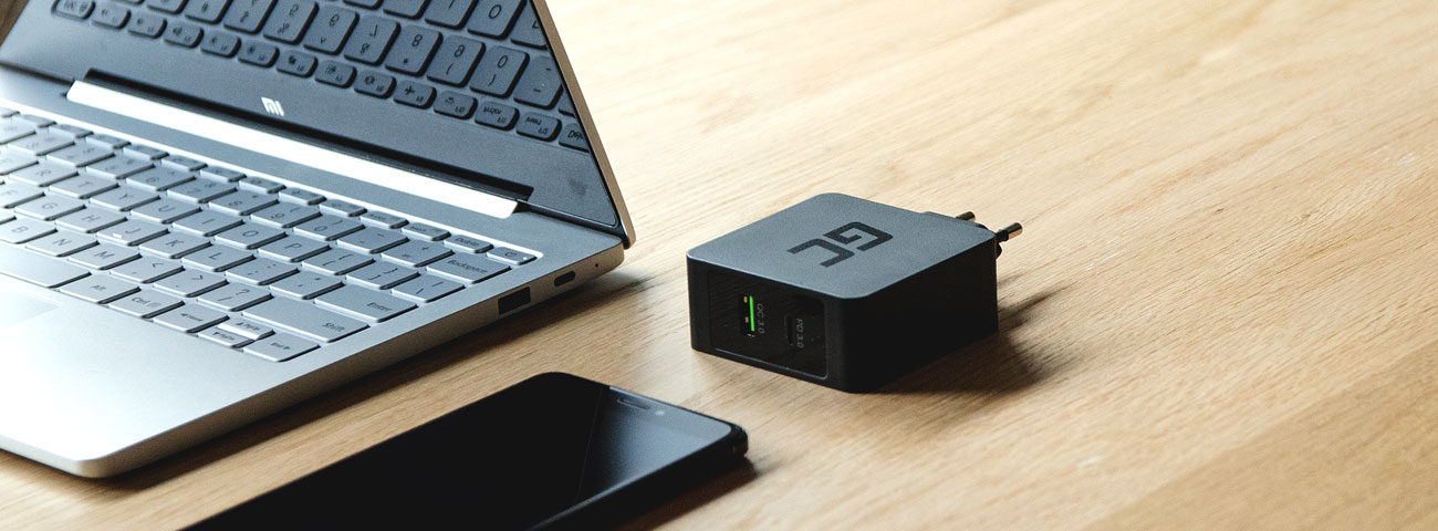 Green Cell Ładowarka sieciowa USB-C 30W PD (QC 3.0) CHAR08