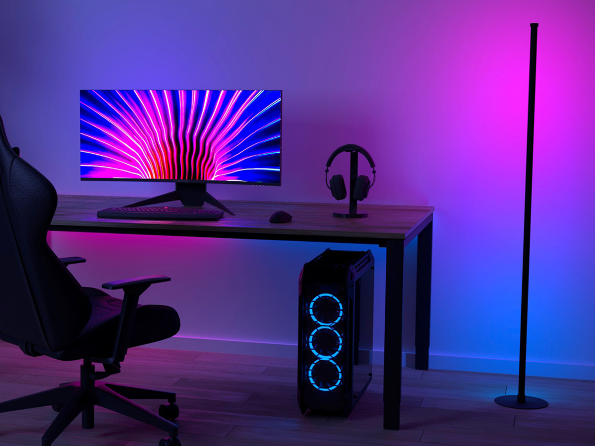 Lampa podłogowa narożna LED Wi-Fi RGB Hama 176631 - Grafika lifestyle