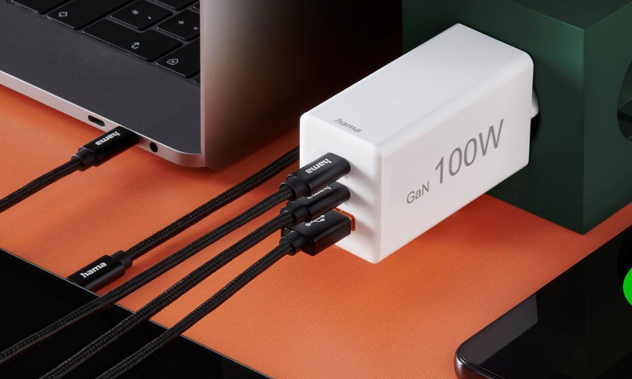 Hama Ładowarka sieciowa Mini 100W PD/QC 2X USB-C, 1X USB-A Biała
