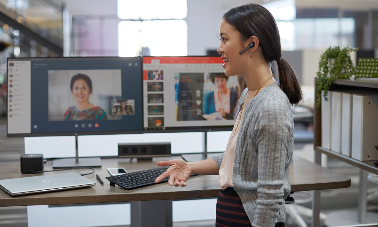 HP Thunderbolt Dock 120W G2 na biurku