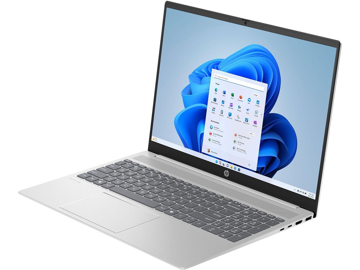 HP Pavilion 16 wyglad od boku