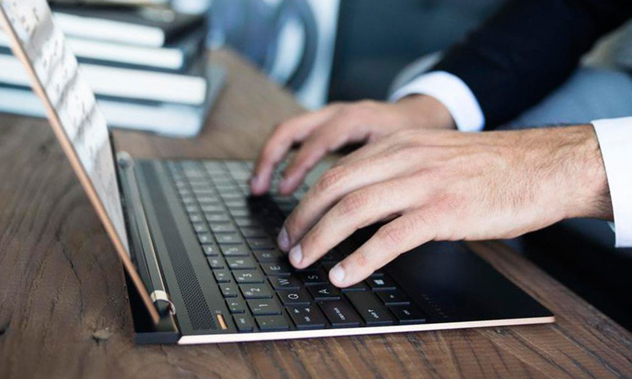 hp spectre smukły