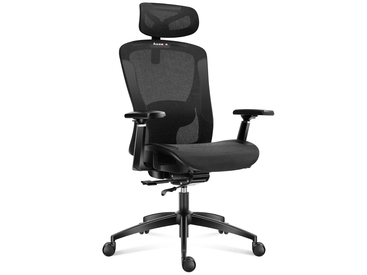 Fotel gamingowy Huzaro Combat 7.3 Black Mesh - Widok od przodu pod kątem