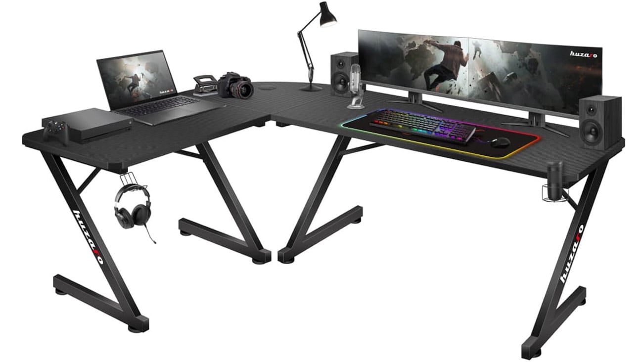 Biurko gamingowe Huzaro Hero 7.0 - Widok ogólny z urządzeniami
