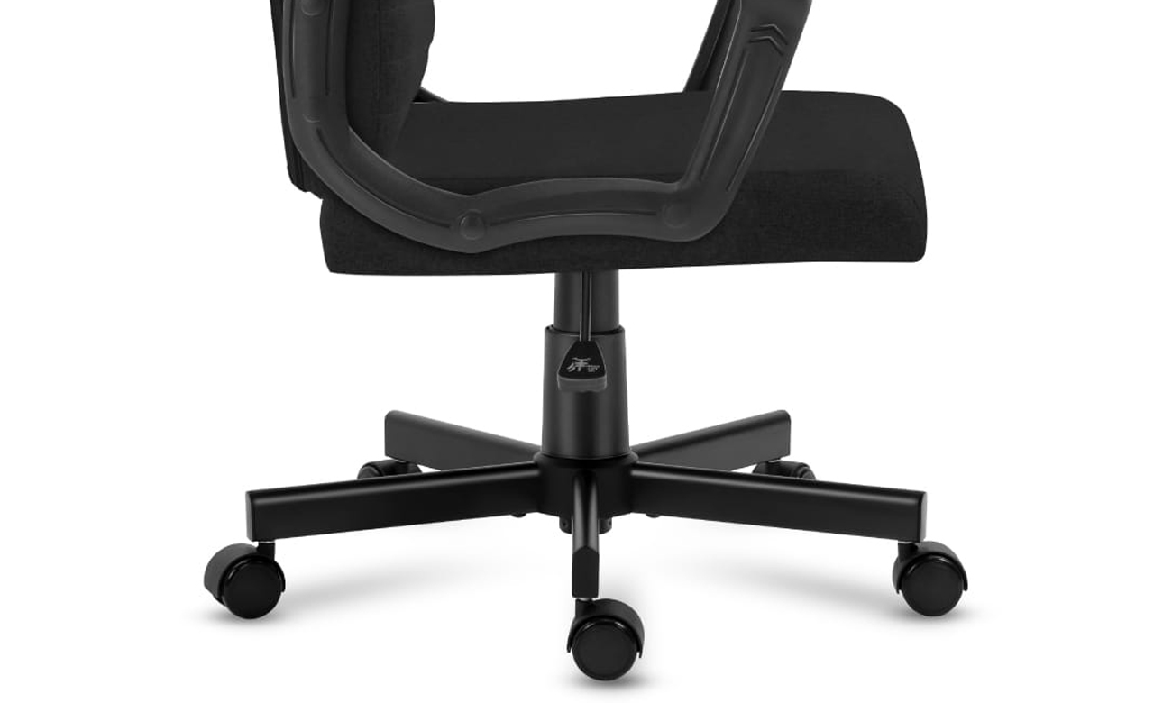 Fotel biurowy Mark Adler Boss 2.5 Czarny - Widok podstawy z boku