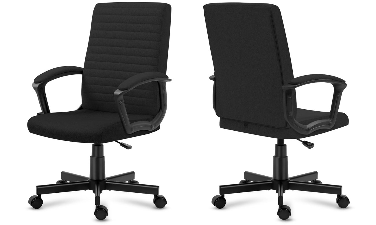 Fotel biurowy Mark Adler Boss 2.5 Czarny - Widok od przodu i od tyłu pod kątem