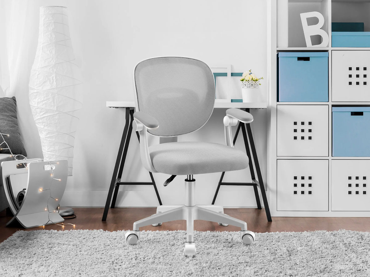 Fotel dla dzieci Mark Adler Junior 3.0 Grey - Grafika lifestyle