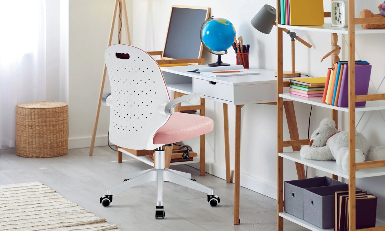 Fotel dla dzieci Mark Adler Junior 4.0 Pink - Grafika lifestyle