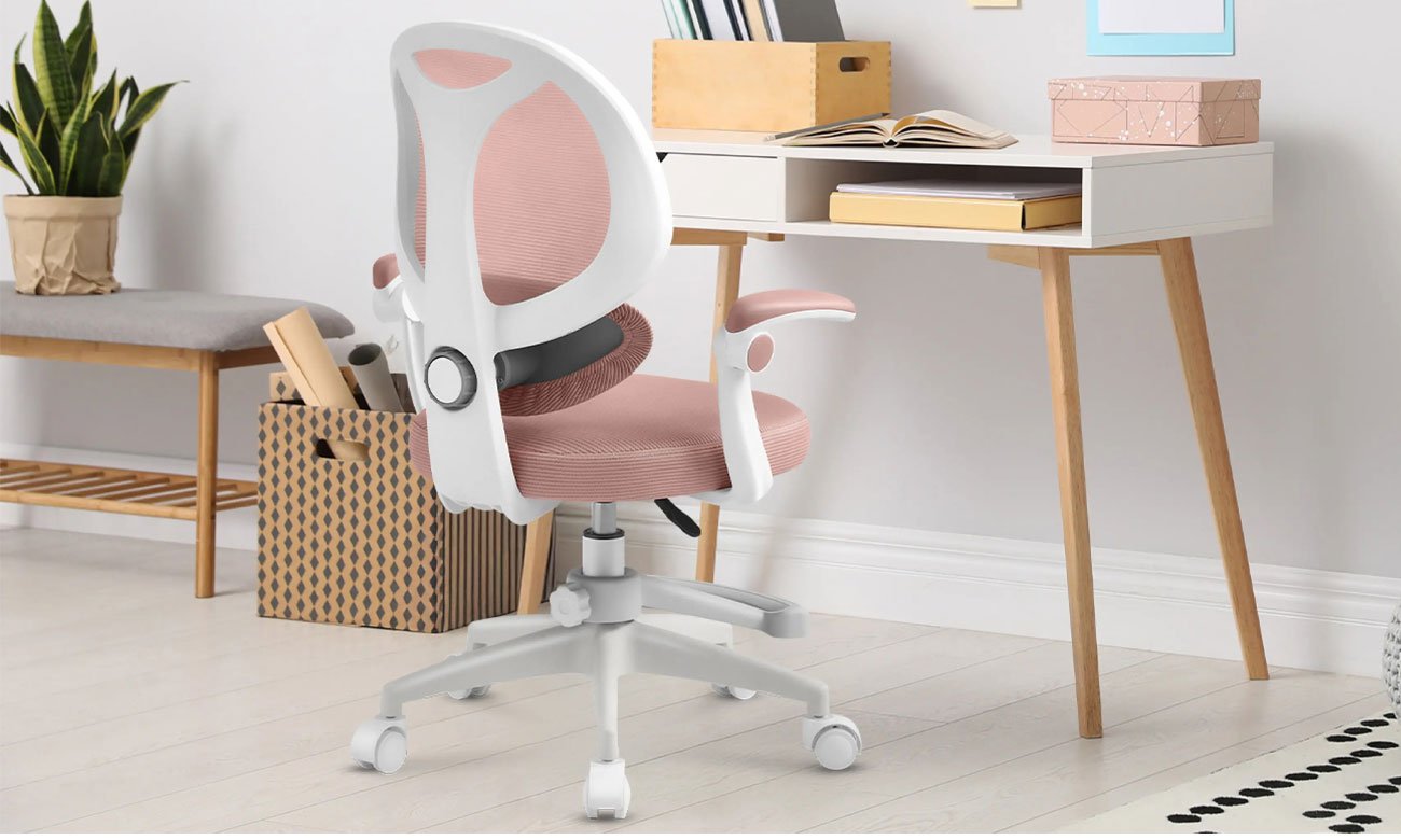 Fotel dla dzieci Mark Adler Junior 4.5 Pink - Grafika lifestyle