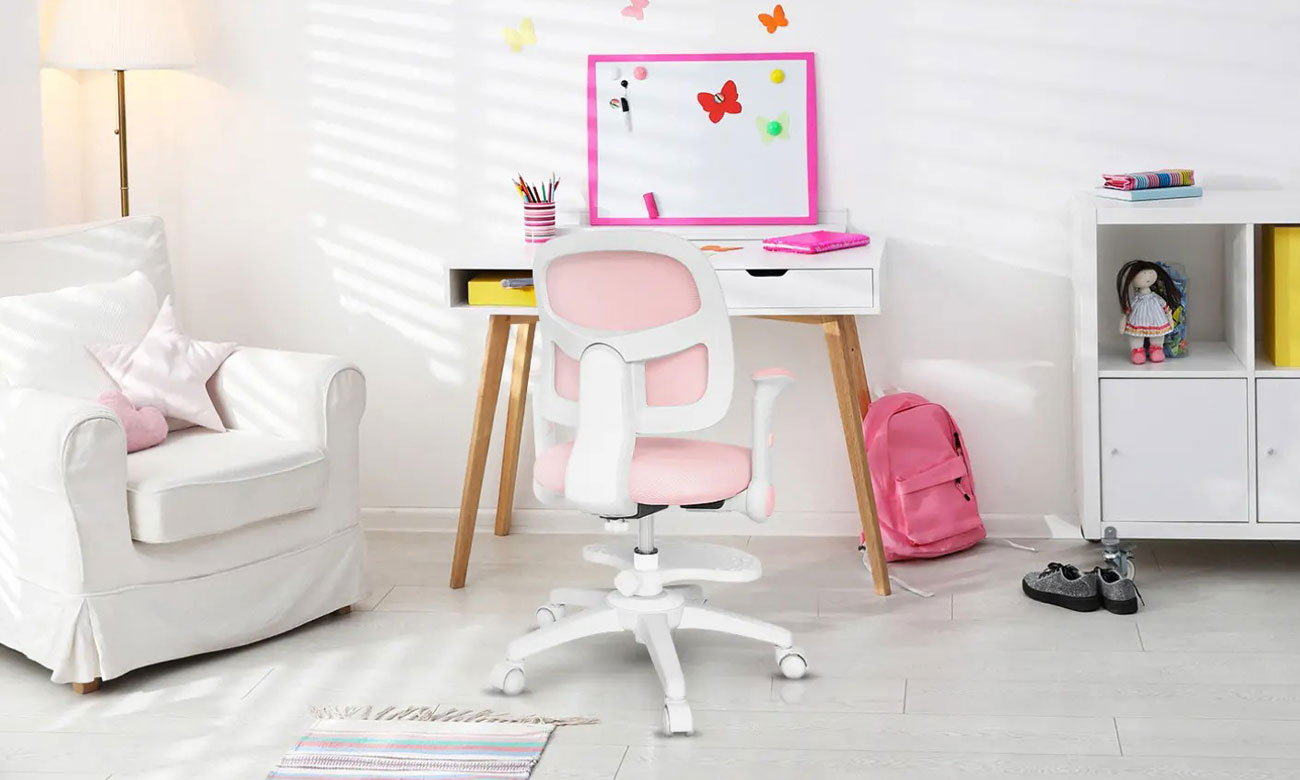 Fotel dla dzieci Mark Adler Junior 5.0 Pink - Grafika lifestyle
