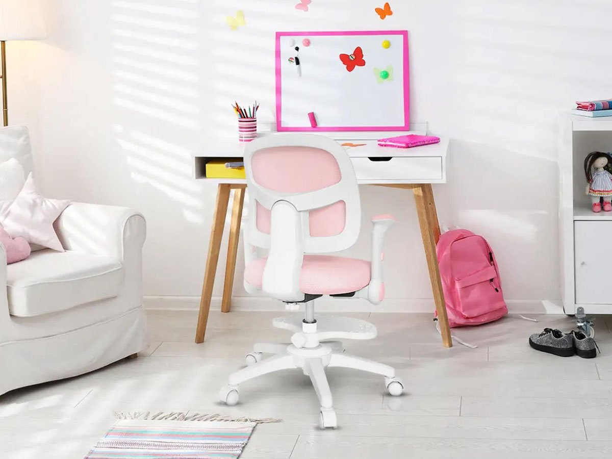 Fotel dla dzieci Mark Adler Junior 5.0 Pink - Grafika lifestyle