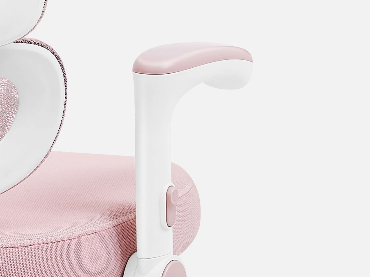 Fotel dla dzieci Mark Adler Junior 5.3 Różowy - Ergonomia rąk i nóg
