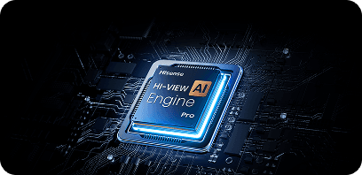 Procesor Hisense HI-VIEW AI (Artificial Intelligence) Engine Pro na tle ciemnej płyty głównej z obwodami