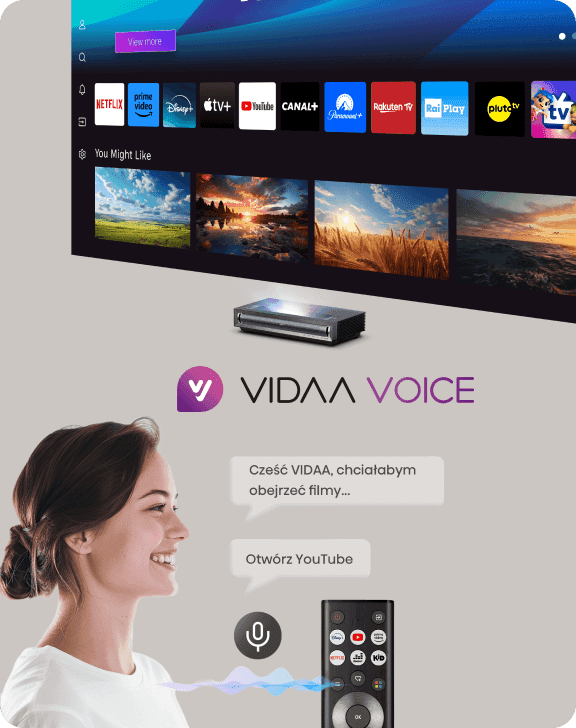 Kobieta mówi do pilota. Na ekranie interfejs Smart TV z logotypami aplikacji Netflix, YouTube i Disney+.