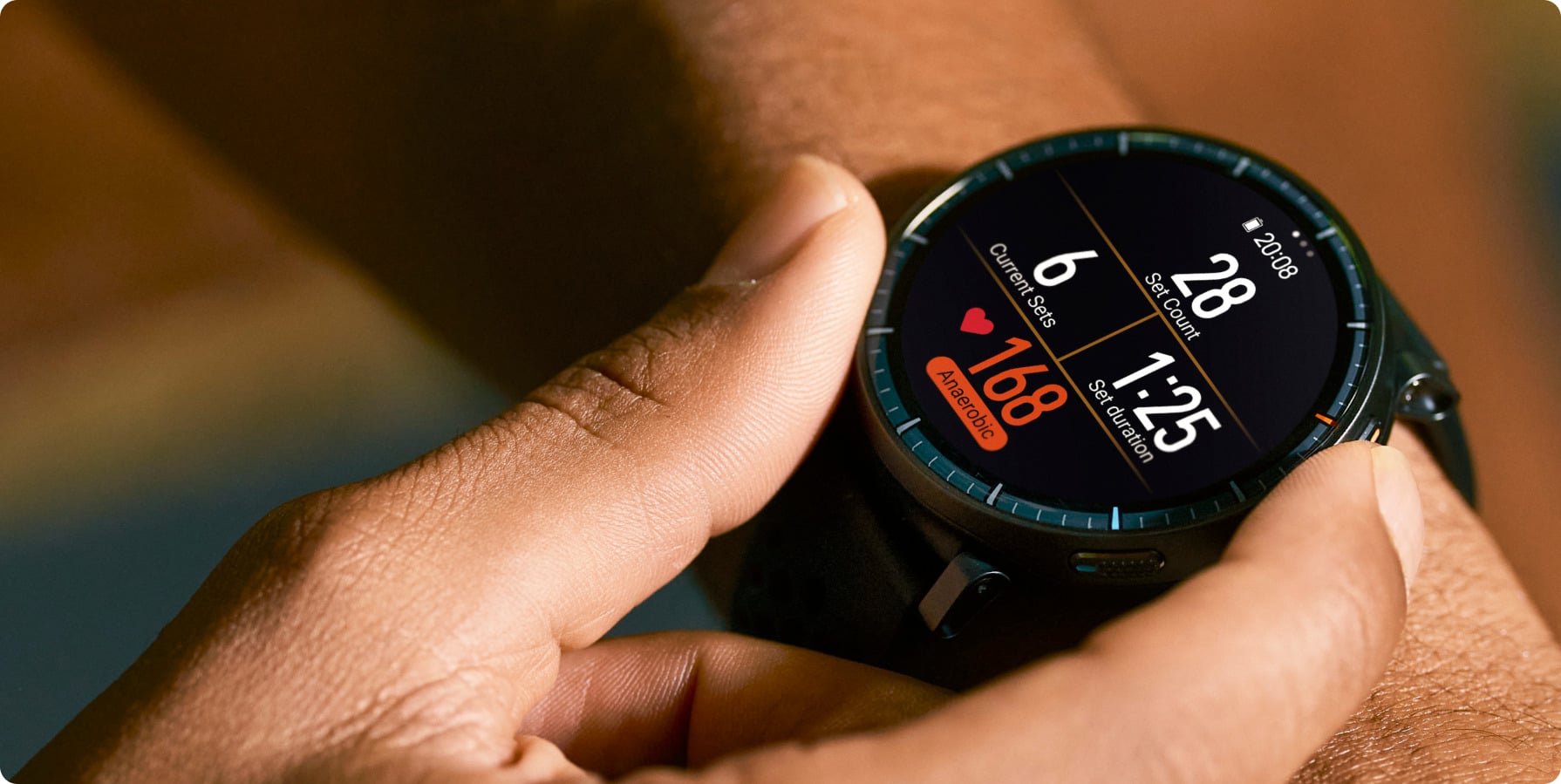 Duży ekran AMOLED w smartwatchu Amazfit Active Max